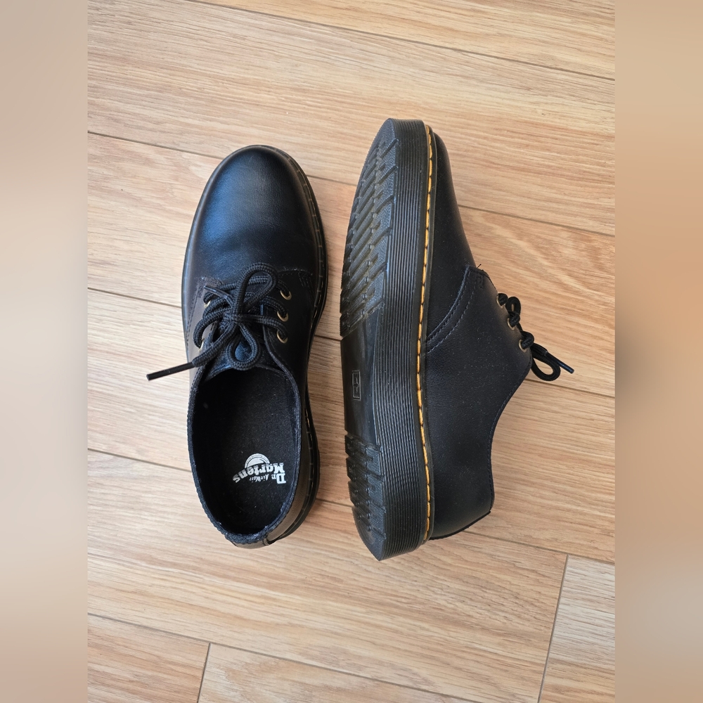 Dr. Martens Women's Shoes